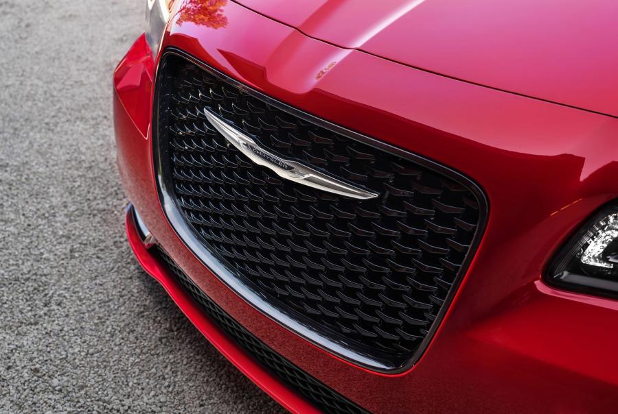  Chrysler 300C S 2015 года  (фото 9 из 59)